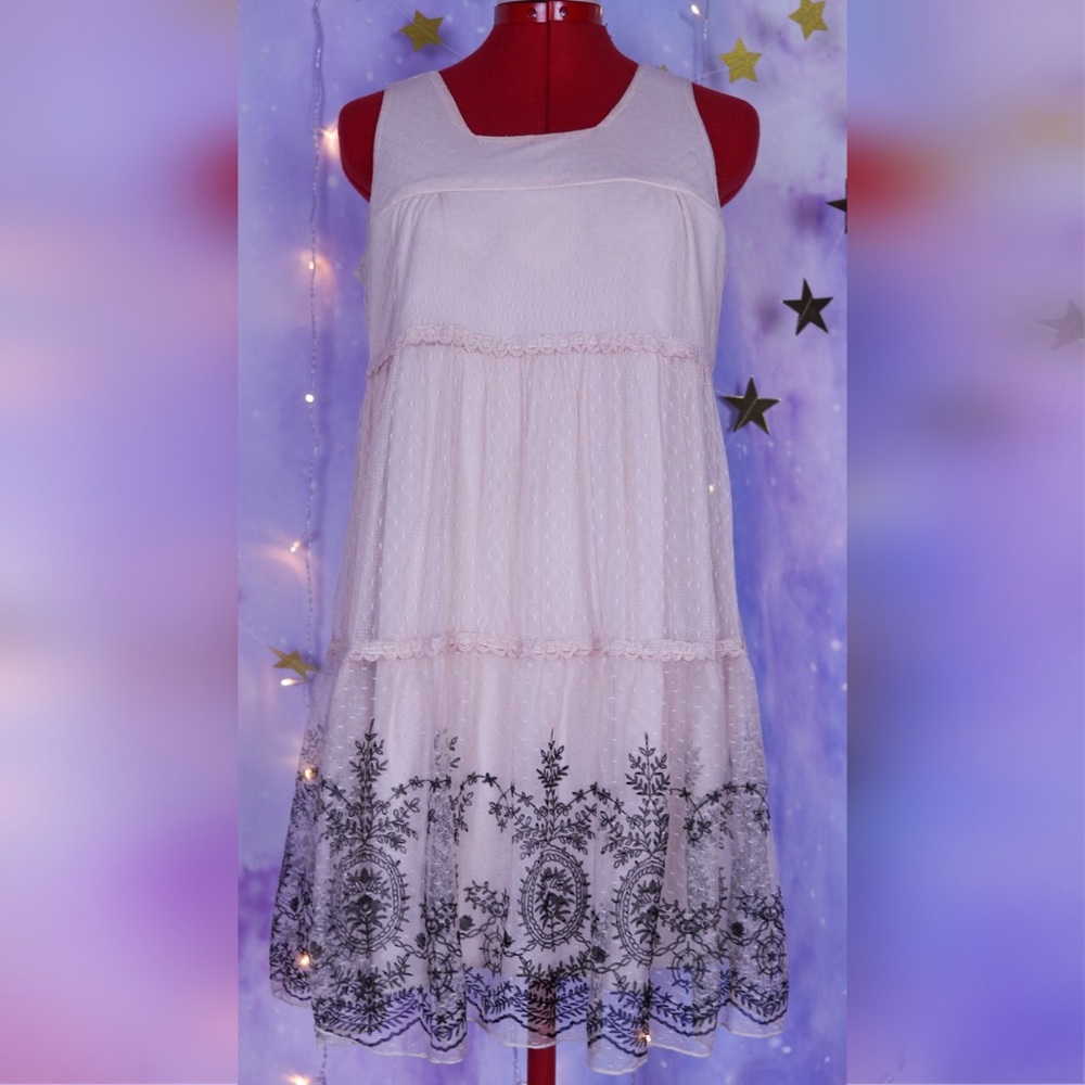 Sweet Light pink and black lace babydoll tank top